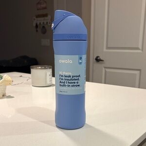 Owala free sip Water Bottle- out of the Blue 24oz NWT